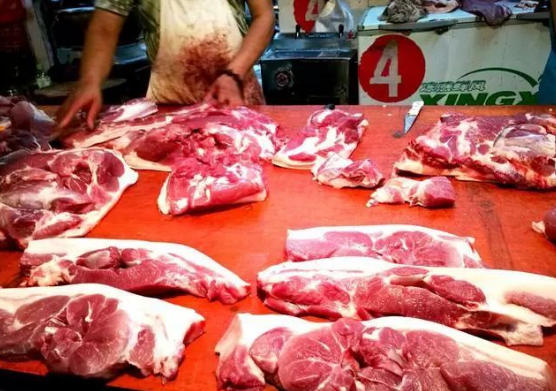餐飲服務(wù)商：關(guān)注豬肉價格猛漲，即將趕超牛肉